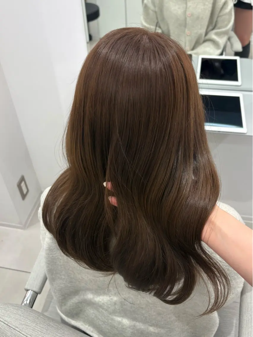 セミロング 透明感color♡ Ibukiのヘアスタイル
