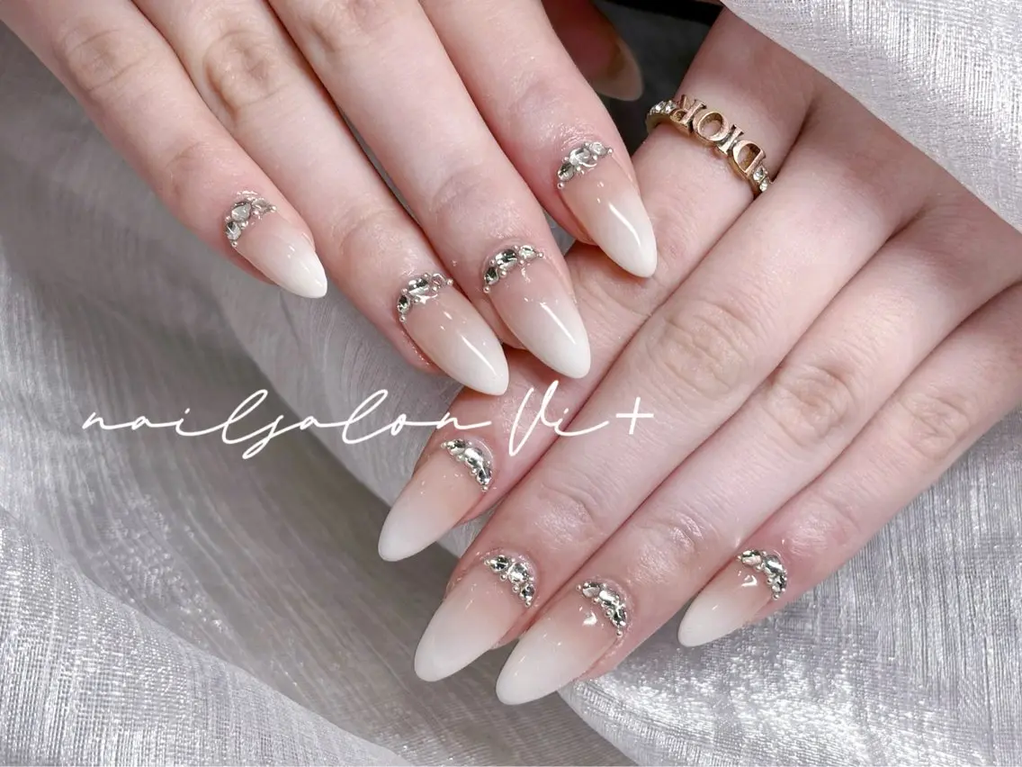 ネイル ハンドネイル ✨Nailsalon Vi+✨のネイルデザイン