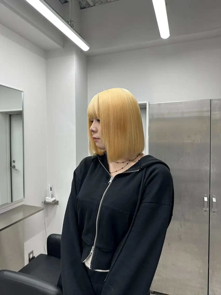 ミディアム ヘアカラー 【🥀履歴修正🥀】 ハイトーン職人/拓真のヘアスタイル