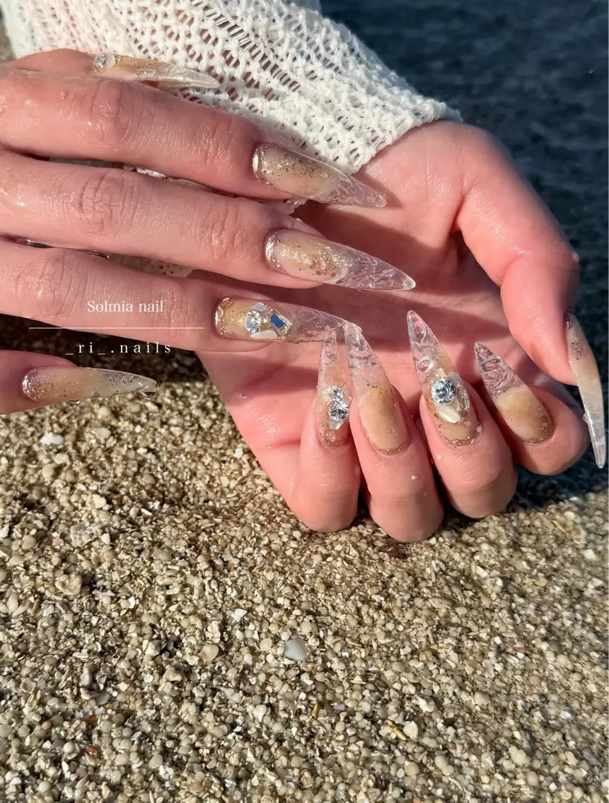 ネイル ハンドネイル . Linaのネイルデザイン