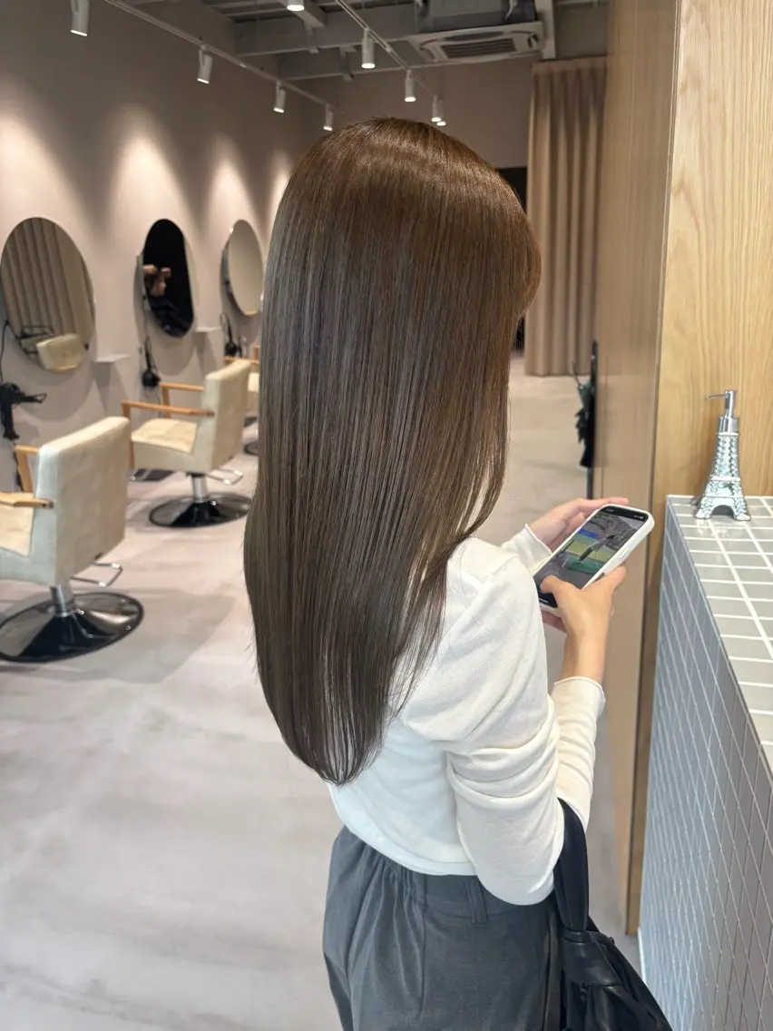ロング ヘアカラー トリートメント 透明感カラーが得意✨ arakawayuaのヘアスタイル