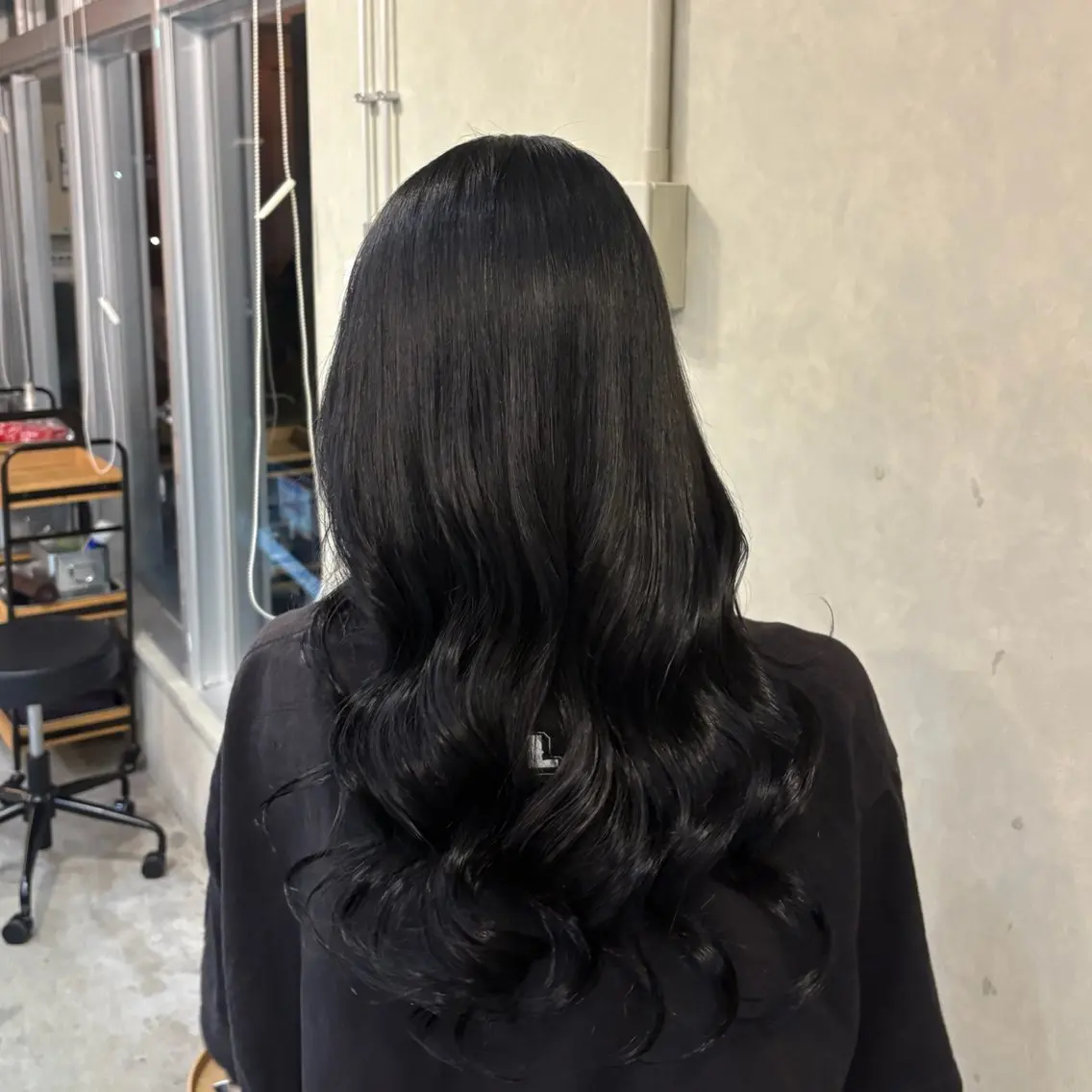 カラー 黒髪 ブルーカラー ブルーブラック hair ruup 心都のヘアスタイル
