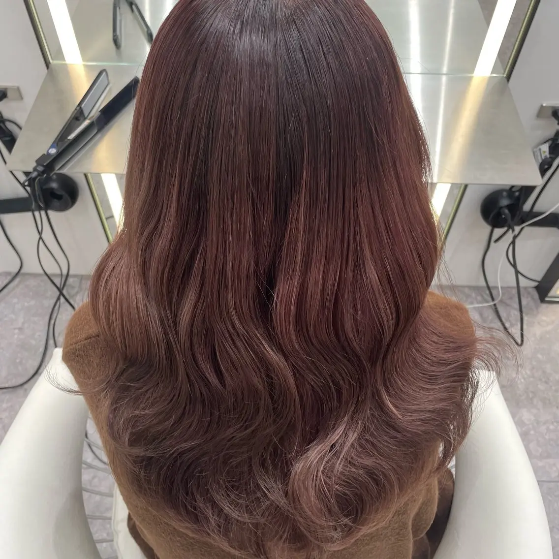 ロング カラー ヘアカラー Hisa🤍新宿/髪 質改善🫧艶カラーのヘアスタイル