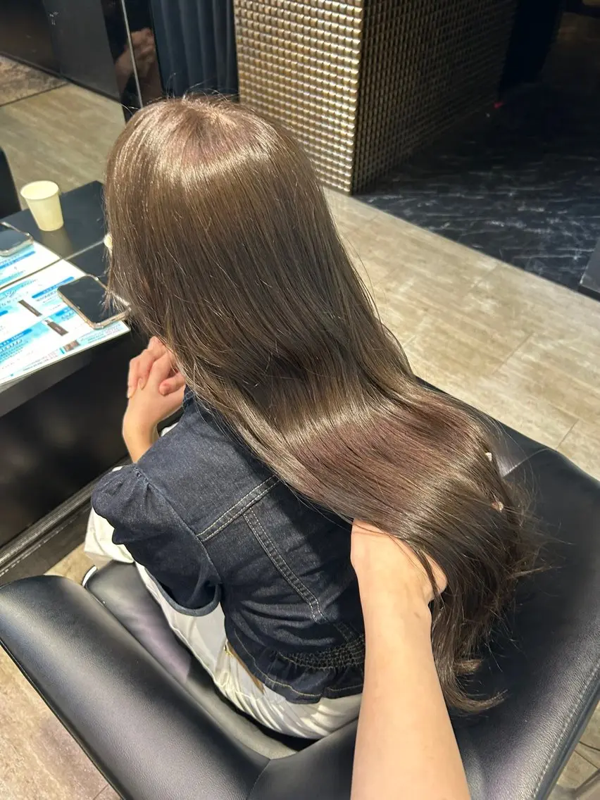 ロング ヘアカラー トリートメント ishizuka toaのヘアスタイル