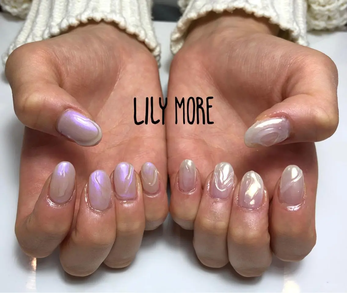 ネイル オーロラネイル Lily closetのネイルデザイン