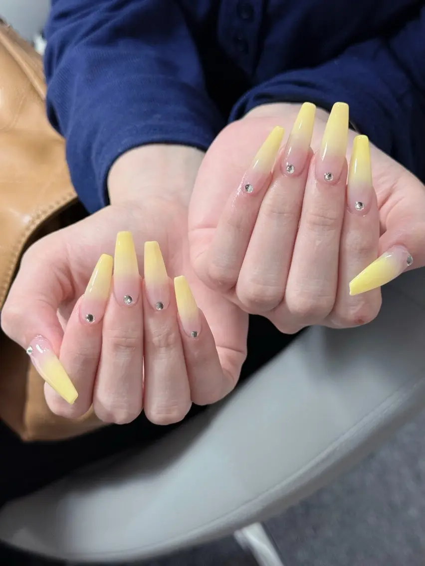 ネイル ボルドー チークネイル 長さ出し フレンチネイル ジェルネイル ハンドネイル VANI Belle Nailのネイルデザイン