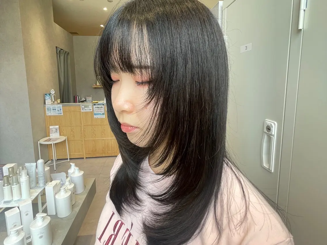 ミディアム Spin hair ツジモトチハルのヘアスタイル