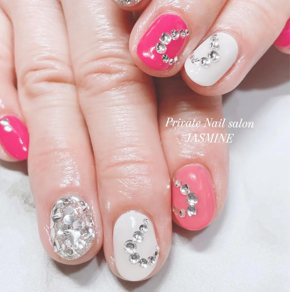 ネイル ピンク 春ネイル ストーンネイル Nail salon JASMINEのネイルデザイン