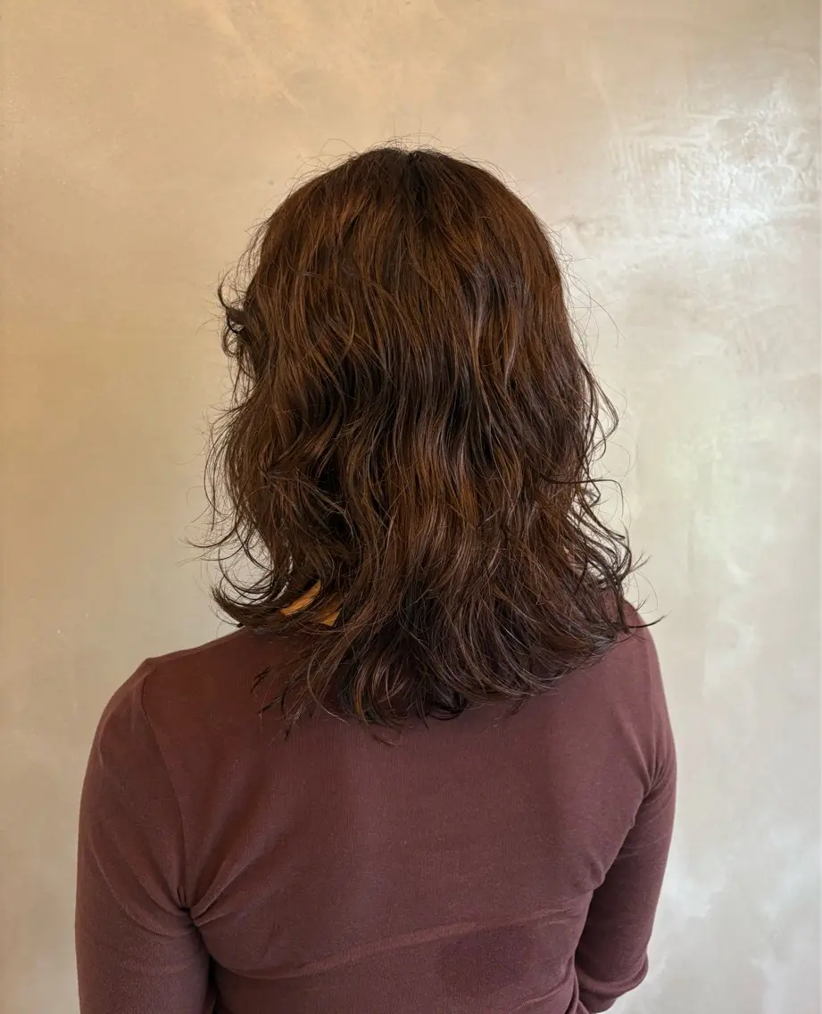 カラー ブラウンカラー 岡本 海愛のヘアスタイル