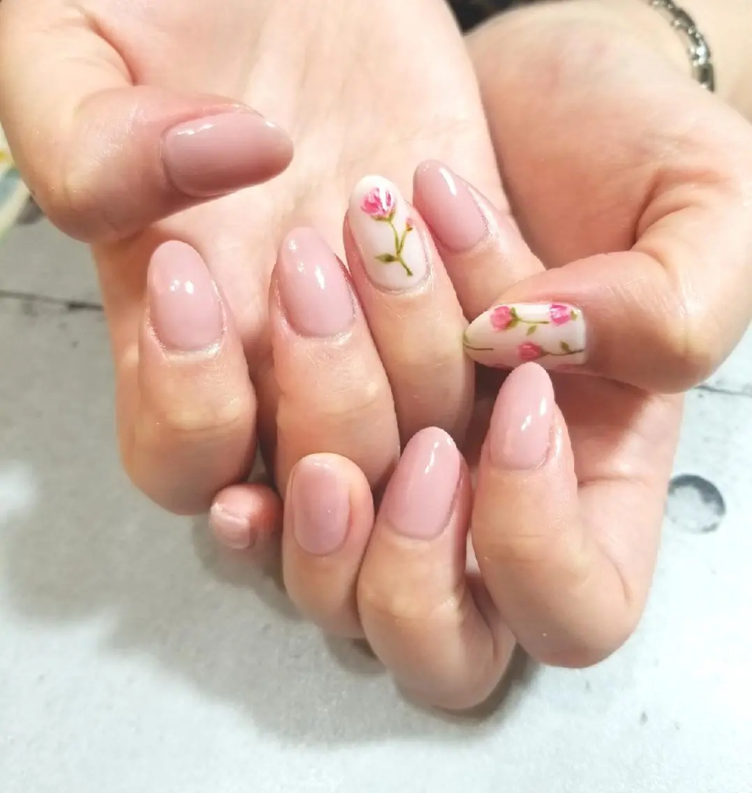 ネイル nijiiro🌈 サトウのネイルデザイン