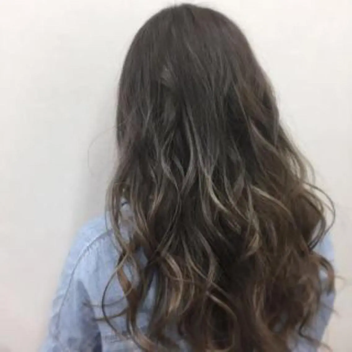 ミディアム カラー 松戸　レイヤーカット 野口　康太郎のヘアスタイル