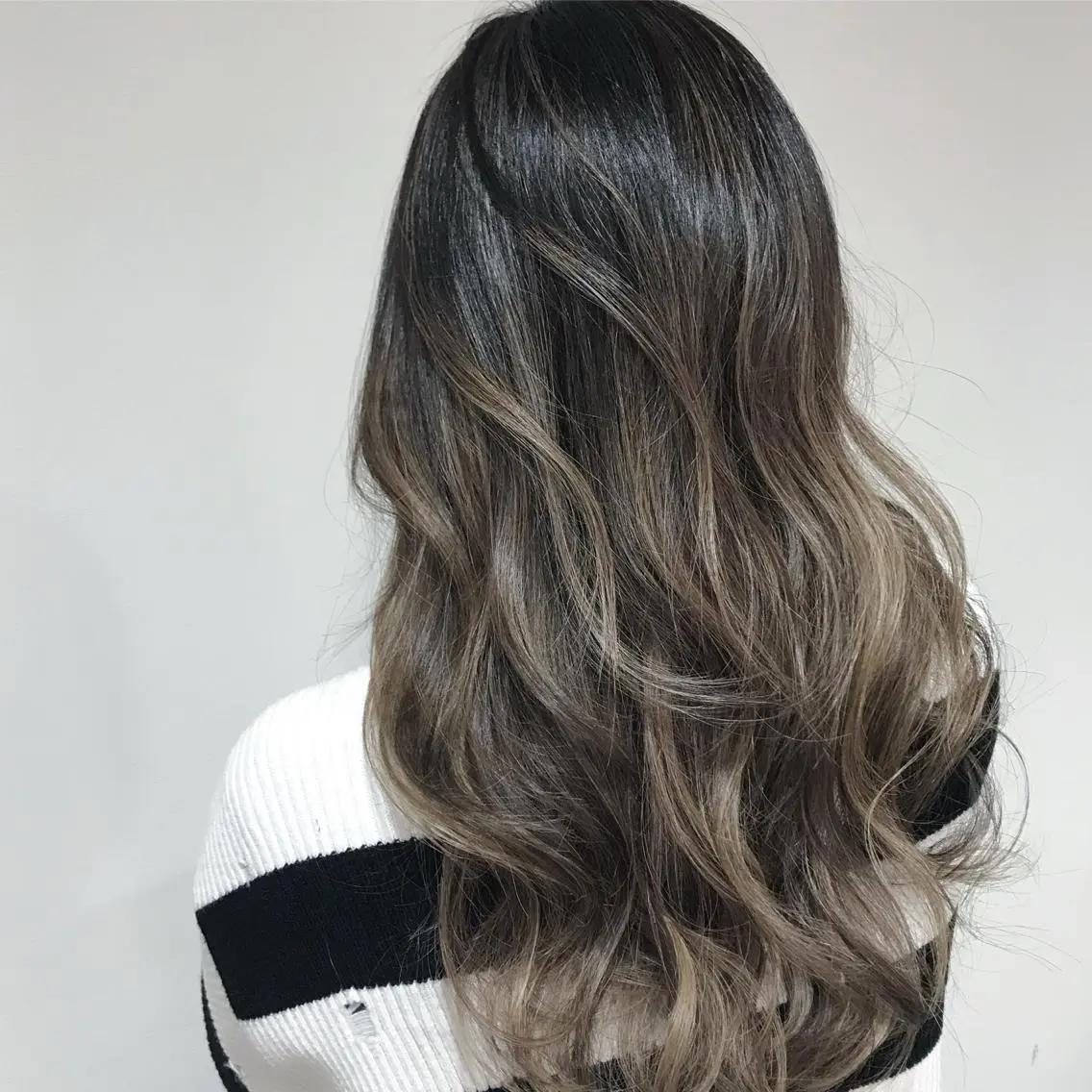 ロング カラー 髪質改善カラー韓国風 レイヤーtudaのヘアスタイル