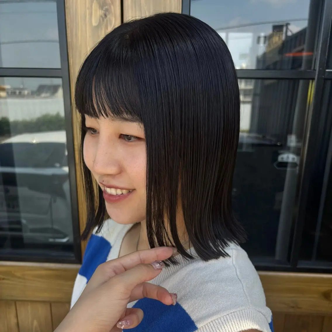 ミディアム カット 縮毛矯正 トリートメント 加藤 結奈のヘアスタイル