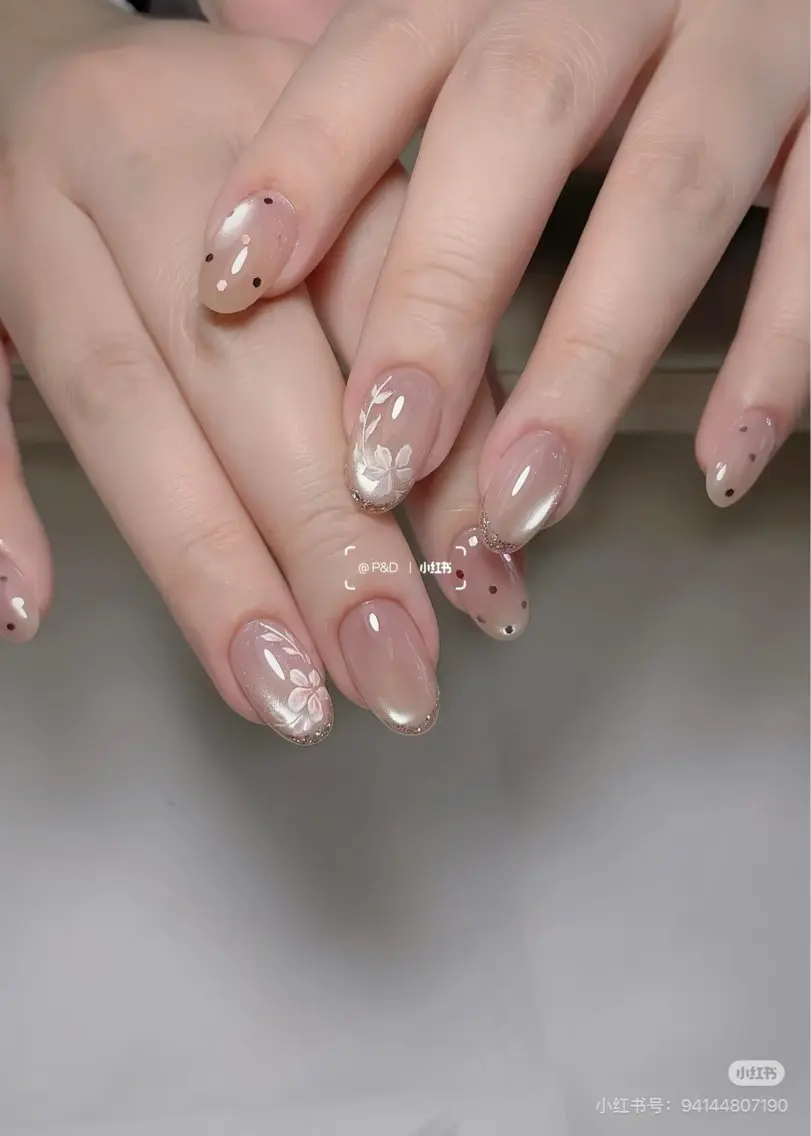 ネイル ロミネイル -リリのネイルデザイン