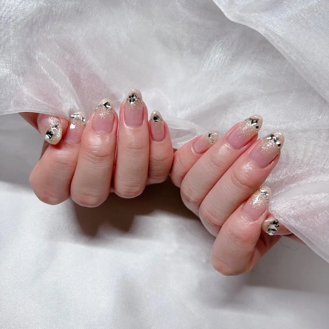 ネイル ジェルネイル 韓国ネイル マグネットネイル 持ち込み ニュアンスネイル ハンドネイル nail salon Rewardのネイルデザイン