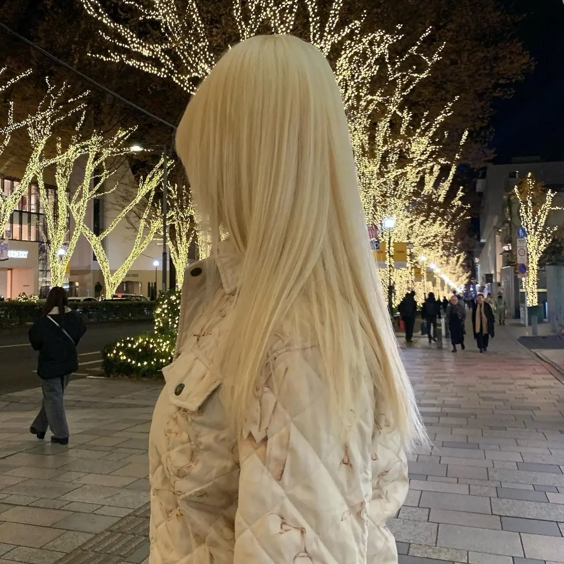 ロング カラー ブリーチ 抜きっぱなしブロンド Liberty♡ YUKAのヘアスタイル