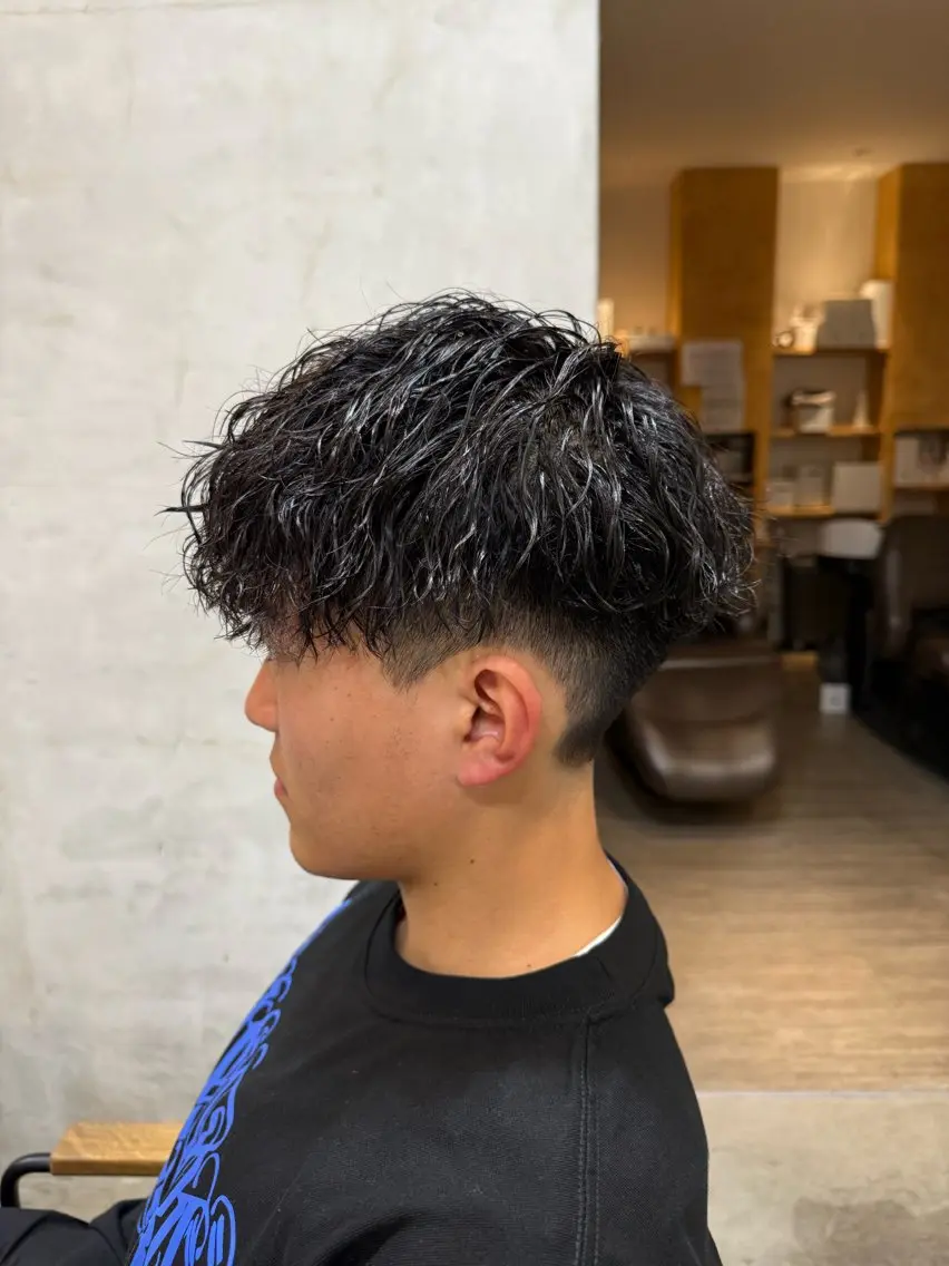 ショート パーマ メンズ メンズパーマ ツイストスパイラルパーマ スパイラルパーマ 🔥KOSEI🔥 波巻き/ツイスパのヘアスタイル