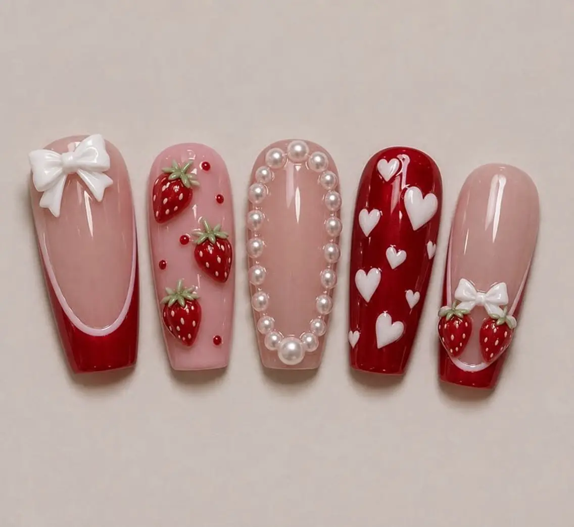 ネイル キラキラネイル 韓国ネイル ロングネイル シンプルネイル ワンホンネイル ハンドネイル Rina Nail.Novaのネイルデザイン