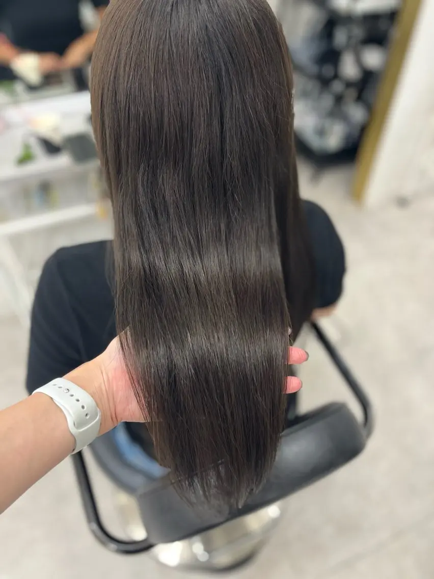 セミロング カラー アッシュ アッシュグレー アッシュグレージュ グレージュ カット ヘアカラー トリートメント 🫧ぷる艶カラー🫧 Yuubi🦩のヘアスタイル