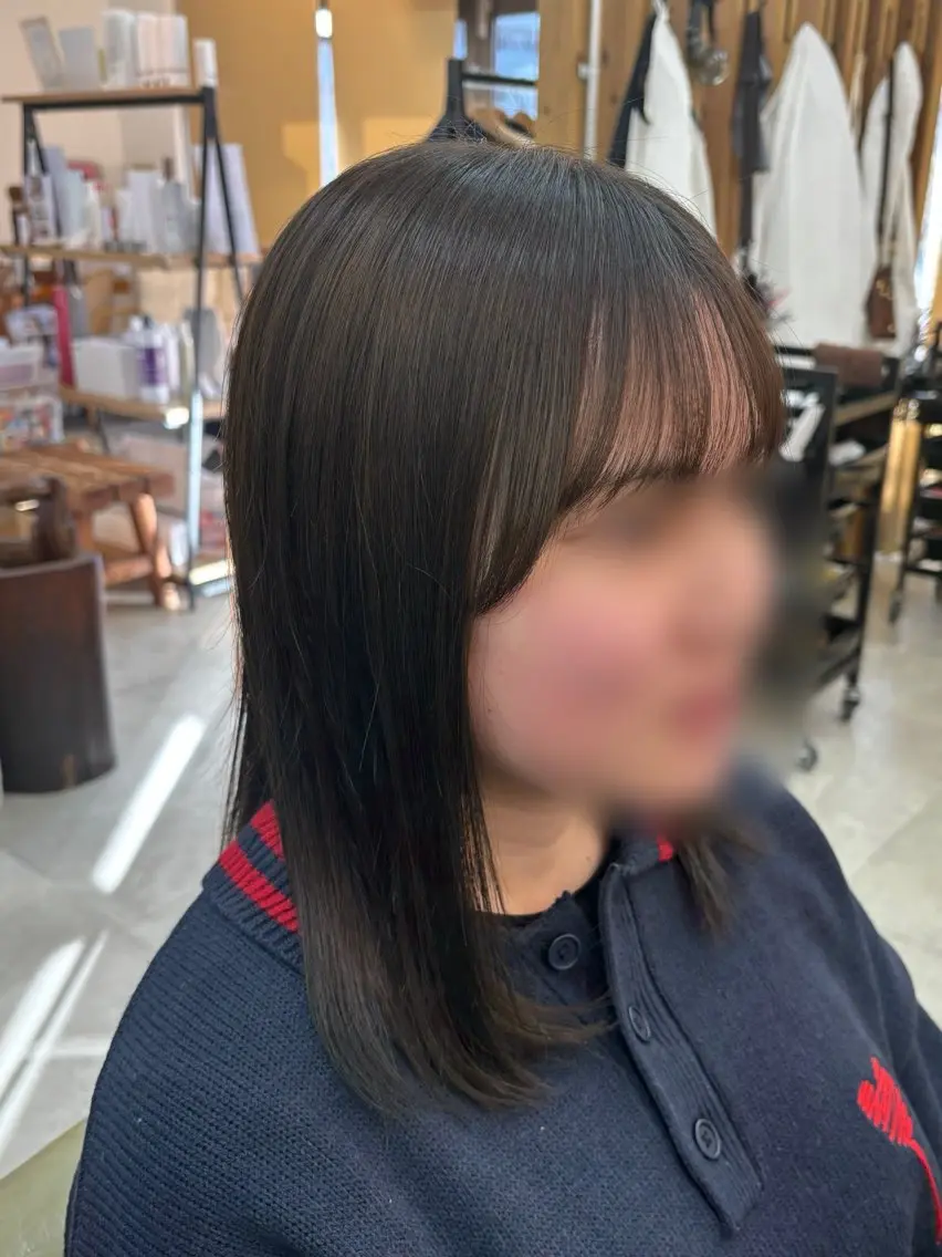 ミディアム カット ヘアカラー 八木橋 朋香のヘアスタイル