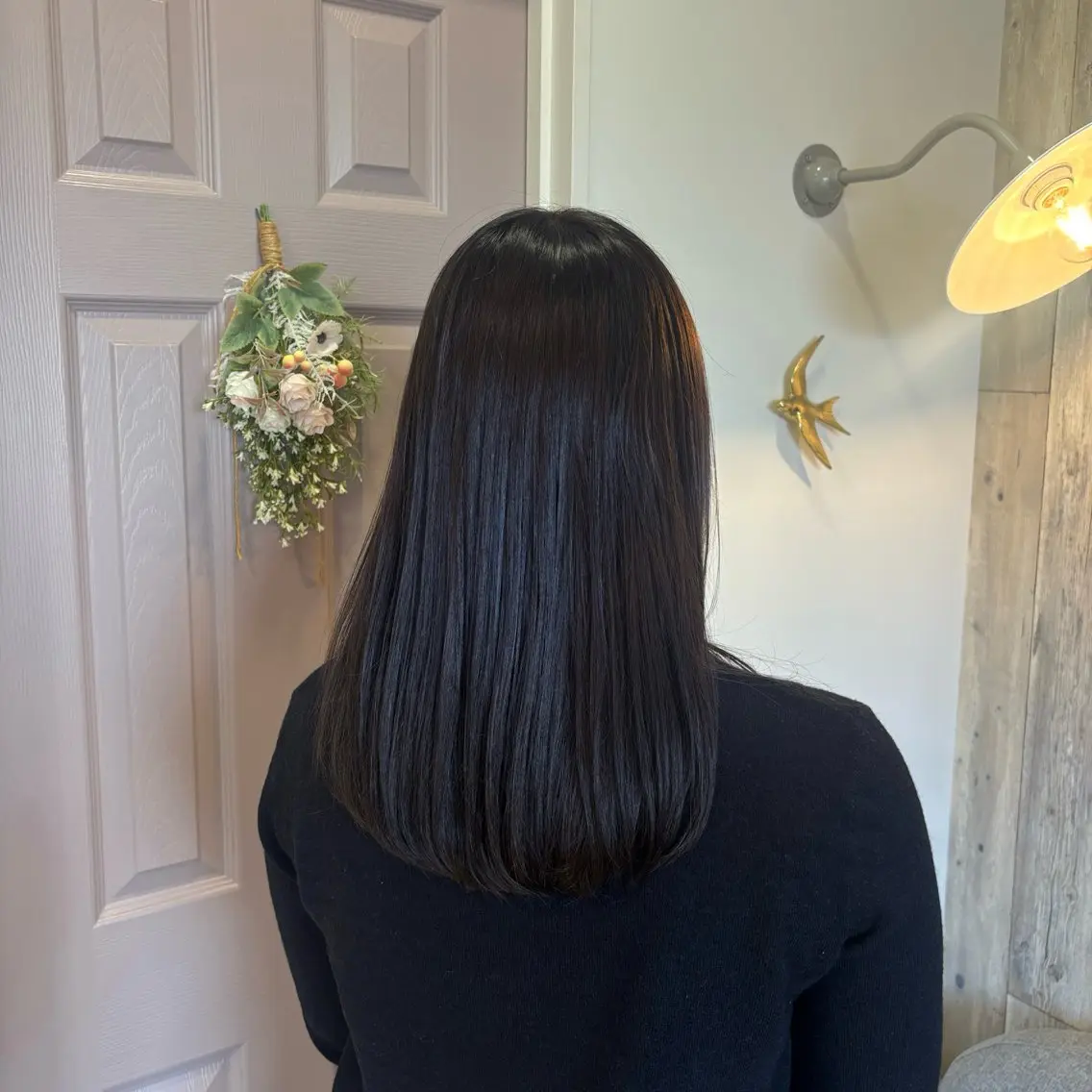セミロング ヘアカラー 上村 七海のヘアスタイル