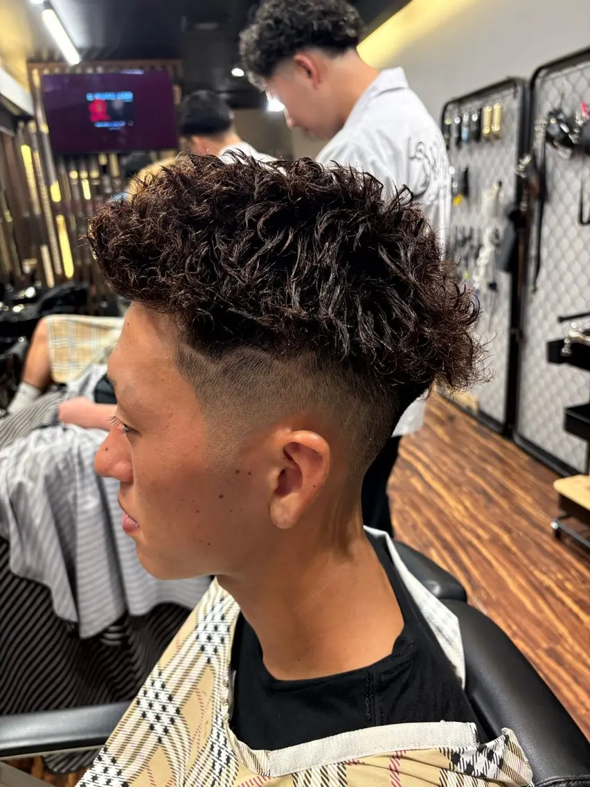 ショート カット タイラ タイヨウのヘアスタイル