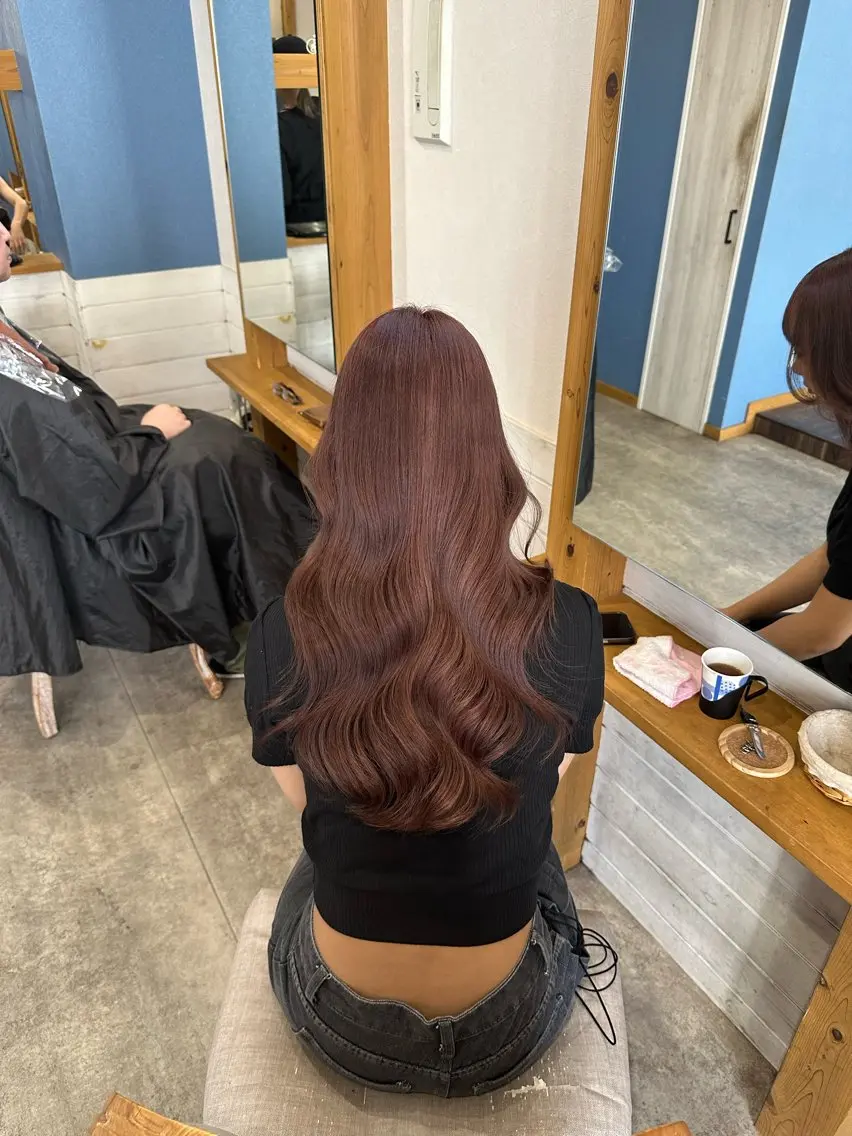 ロング ピンクブラウン カット ヘアカラー トリートメント 柔らかいハイトーン/ kizunaのヘアスタイル