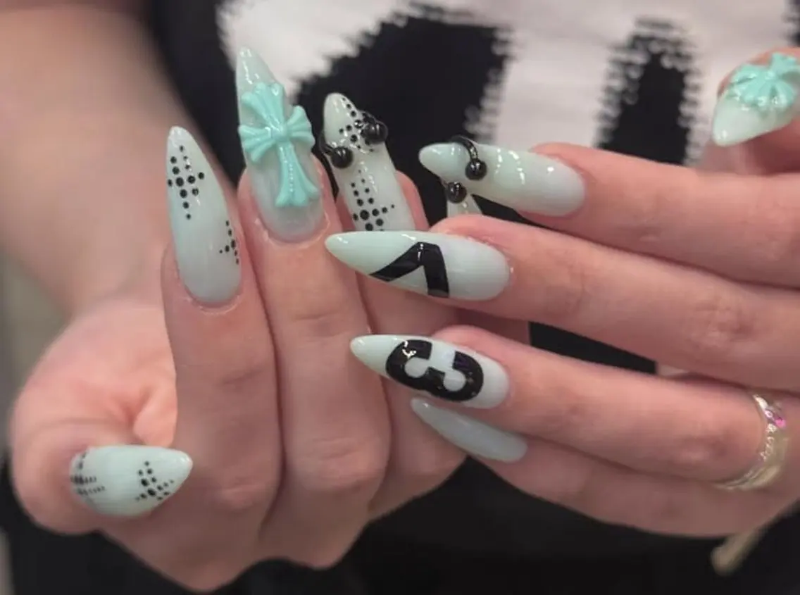 ネイル アートネイル ジェルネイル 韓国ネイル ニュアンスネイル 夏ネイル ハンドネイル フットネイル Umee Nailのネイルデザイン