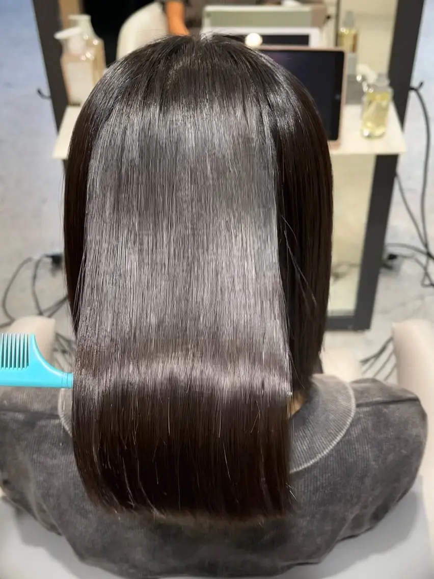 セミロング 縮毛矯正 トリートメント けいし🐬ボブ 美髪縮毛矯正のヘアスタイル