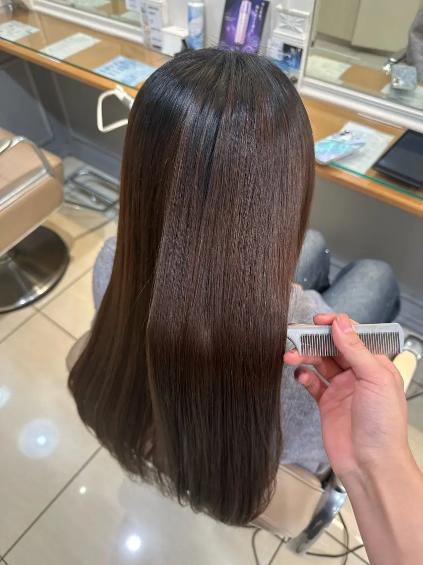 ロング パーマ 横浜⭐️ブリーチ モデル💫あみ💫のヘアスタイル
