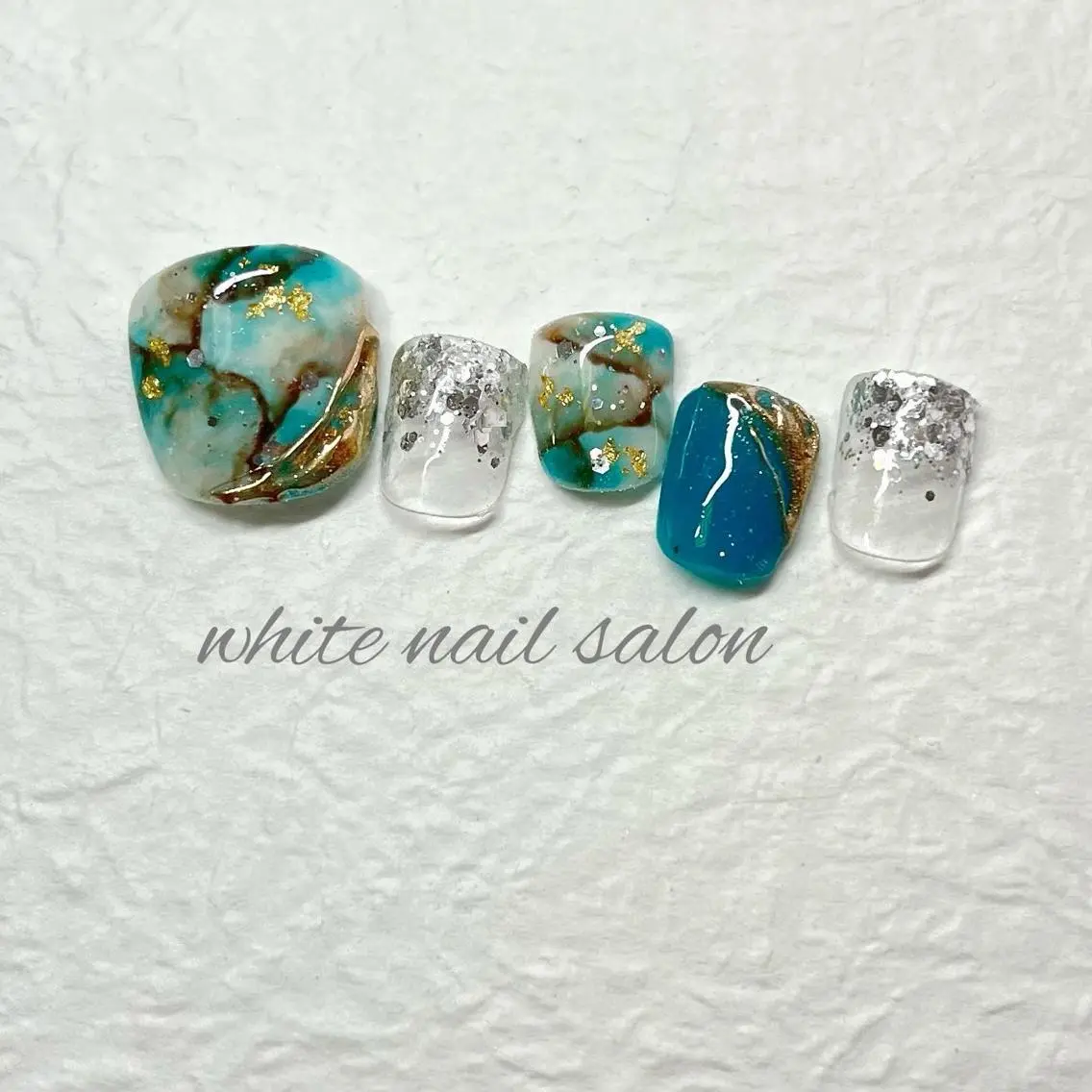 ネイル フットネイル ジェルネイル ハードジェル ラメ(グリッター) 持ち込み フットネイル white nail salonのネイルデザイン