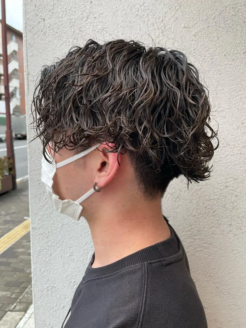 メンズ人気NO1‼️カット＋波巻きツイストスパイラルパーマの写真