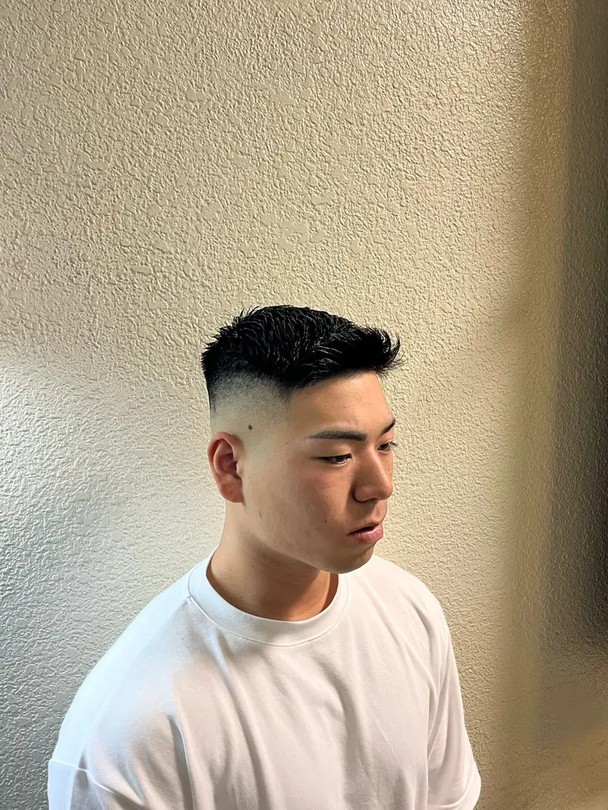 ショート カット フェード×パーマ職人 酒井悠成のヘアスタイル