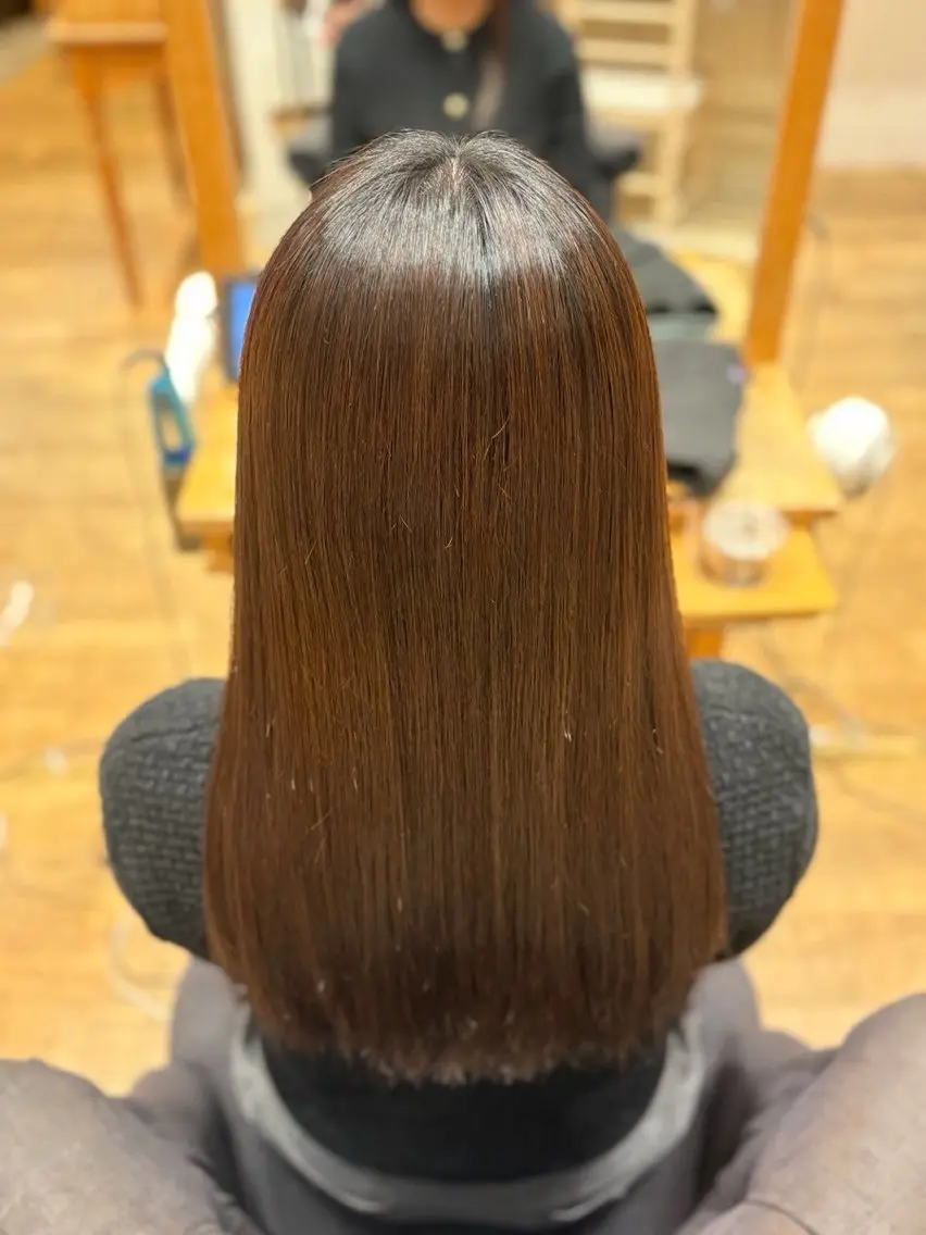 ロング ヘアカラー 佐藤 結のヘアスタイル
