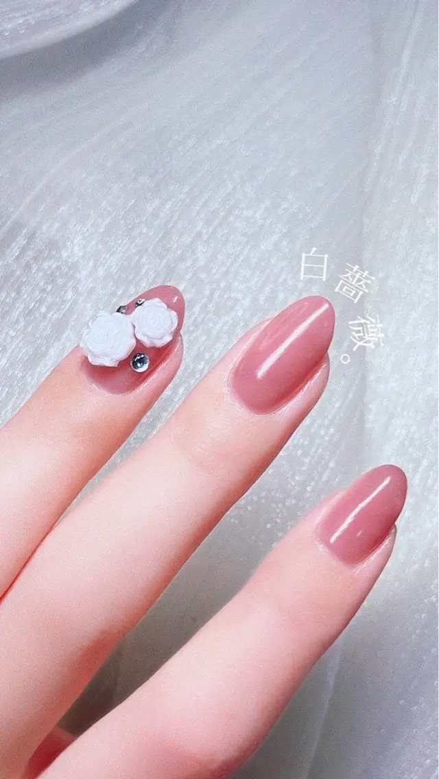 ネイル ハンドネイル Nailist suzuのネイルデザイン