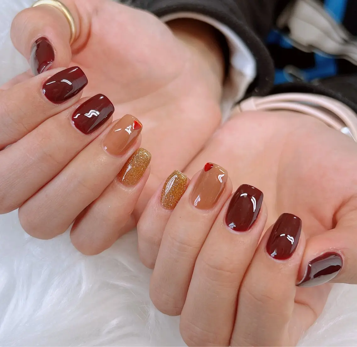 ネイル フレンチネイル キラキラネイル 韓国ネイル マグネットネイル シンプルネイル ハンドネイル Lee _nailのネイルデザイン