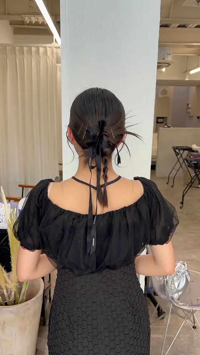 セミロング ヘアアレンジ 中山 琴葉のヘアスタイル