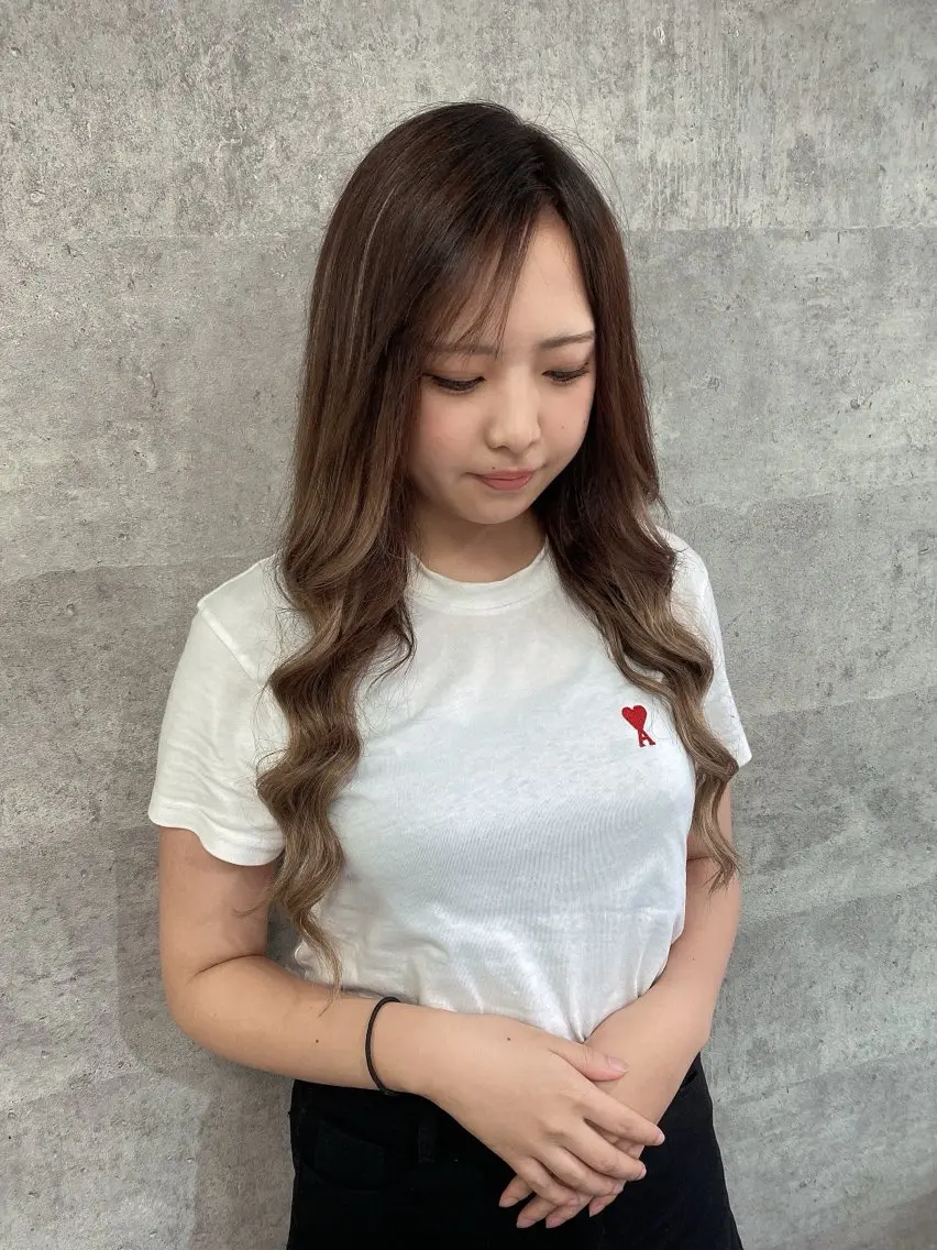 ロング ヘアカラー エクステ 外れにくいエク💚 EST梅田TAKIのヘアスタイル