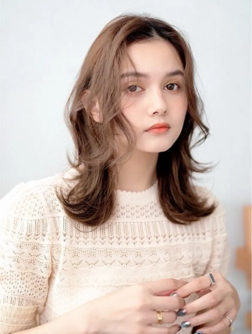 セミロング Lien's 澤井✂️のヘアスタイル
