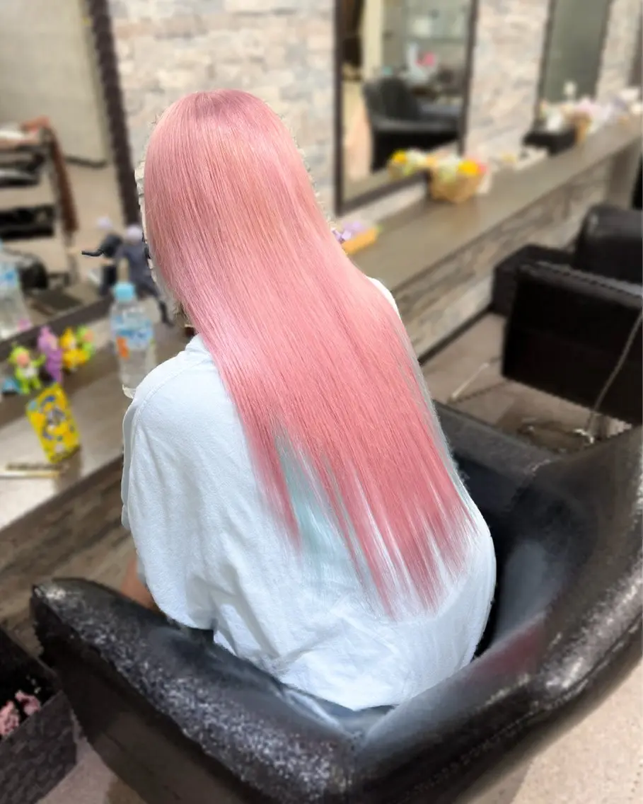 ロング カラー カット ヘアカラー トリートメント エクステ ハイトーンエクステ 🎩カズキ🎩のヘアスタイル