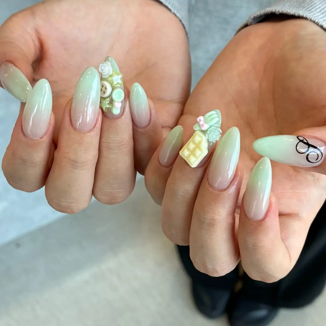 ネイル ハンドネイル moodnail kosuzuのネイルデザイン
