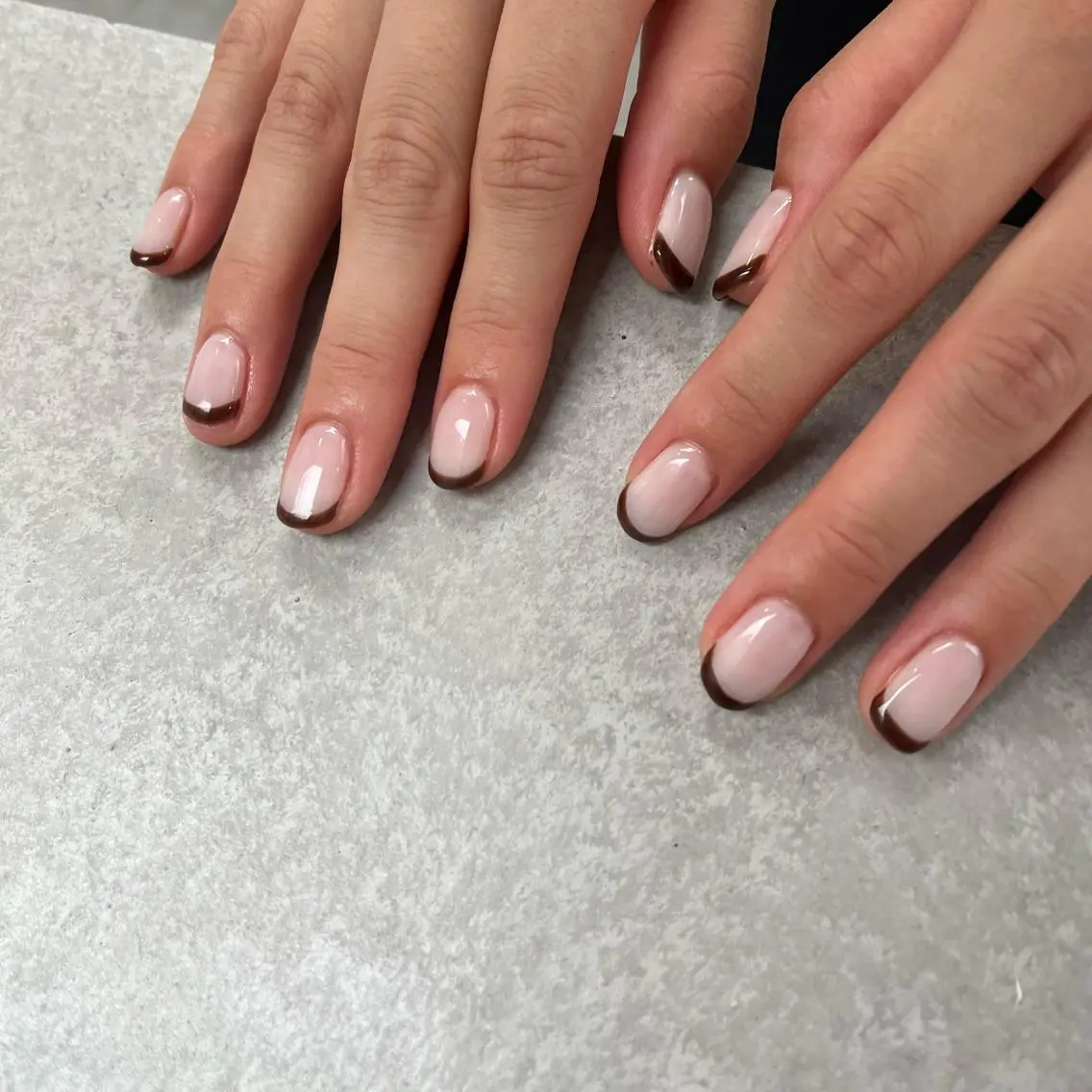 ネイル ハンドネイル 🤎Two ERI🤎のネイルデザイン
