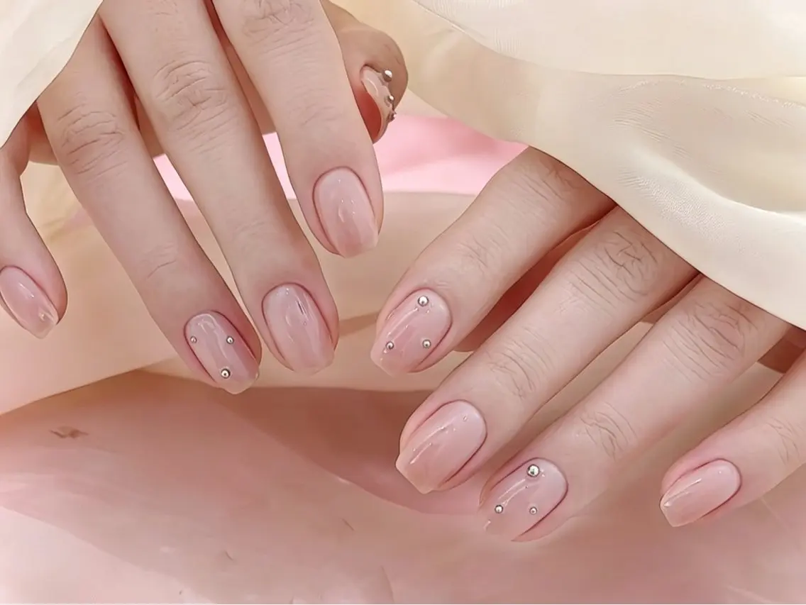 ネイル オーロラネイル チークネイル 長さ出し フレンチネイル ジェルネイル ハンドネイル NEW NAIL 池袋のネイルデザイン