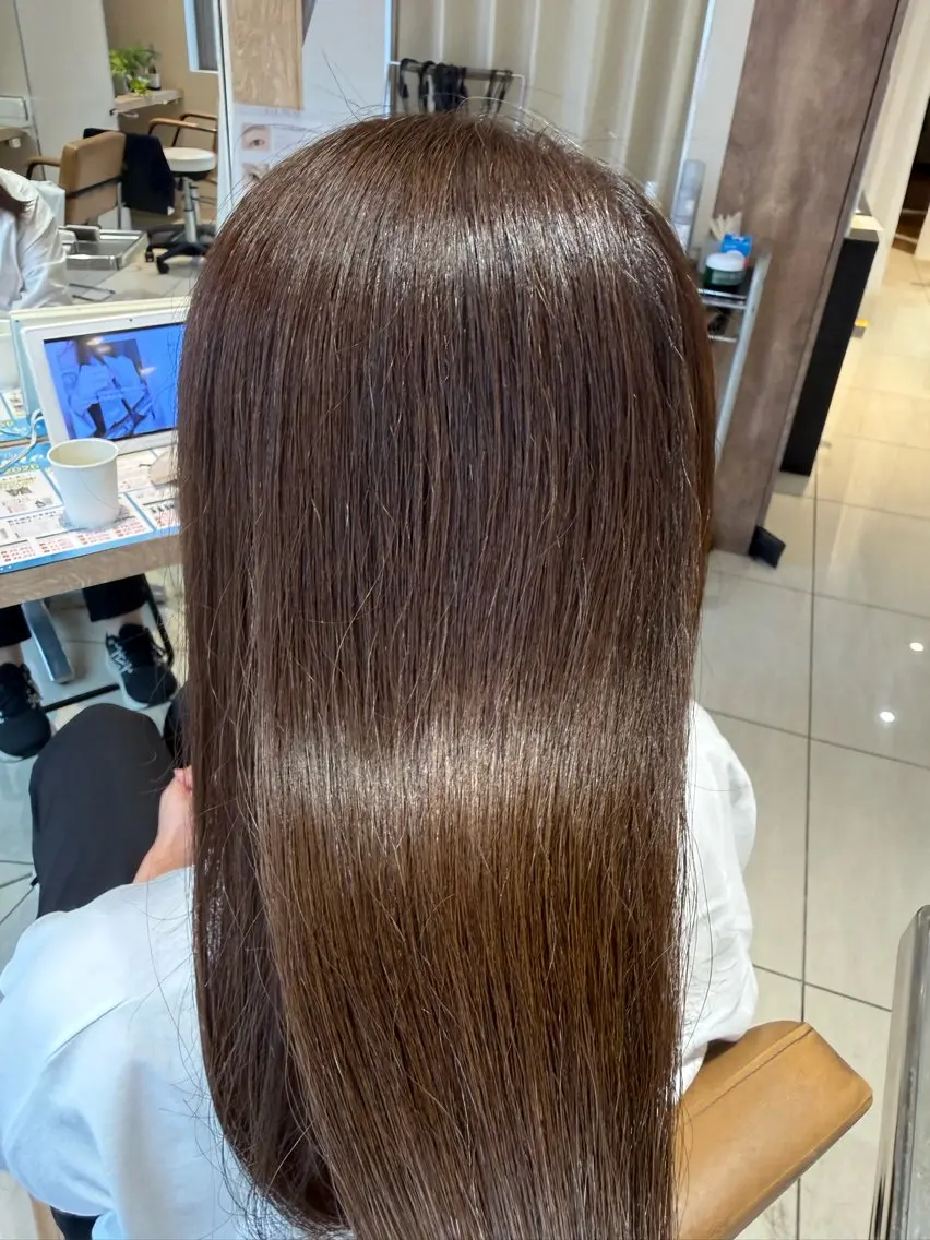 セミロング 🤍ツヤ髪🤍 エリカワネオのヘアスタイル