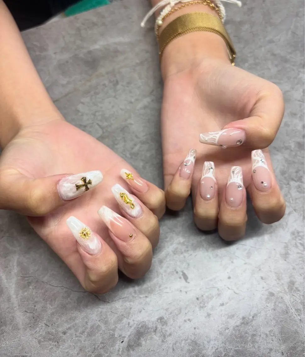 ネイル IROHA NAIL 真結子のネイルデザイン