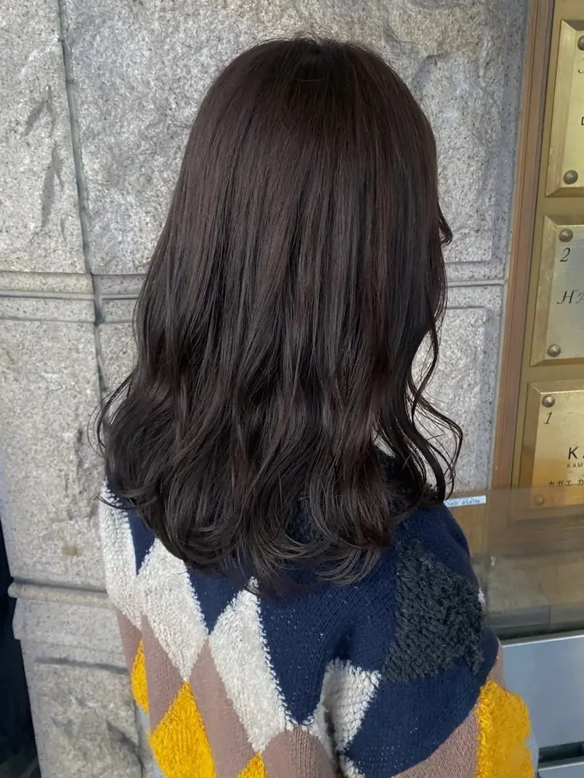 セミロング ヘアカラー 藤井 菜々のヘアスタイル