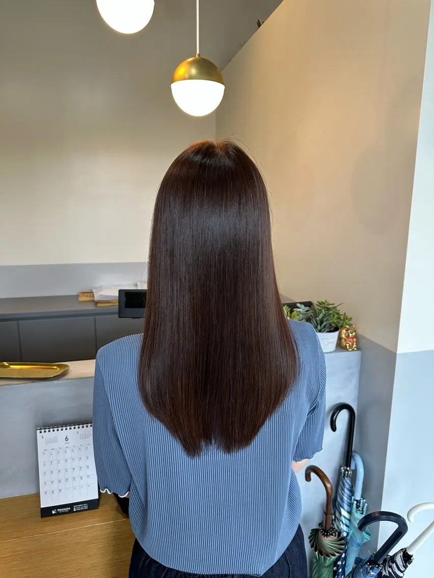 ロング カラー ベージュカラー ブリーチ 透明感カラー ブリーチなしカラー オリーブベージュ 三浦彩那/ 透明感カラー/岡崎のヘアスタイル