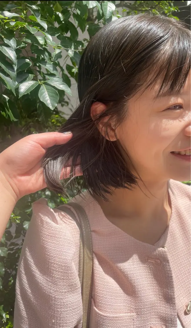 ショート カラー ベージュカラー オリーブカラー mei｜顔まわり ×透明感カラーのヘアスタイル