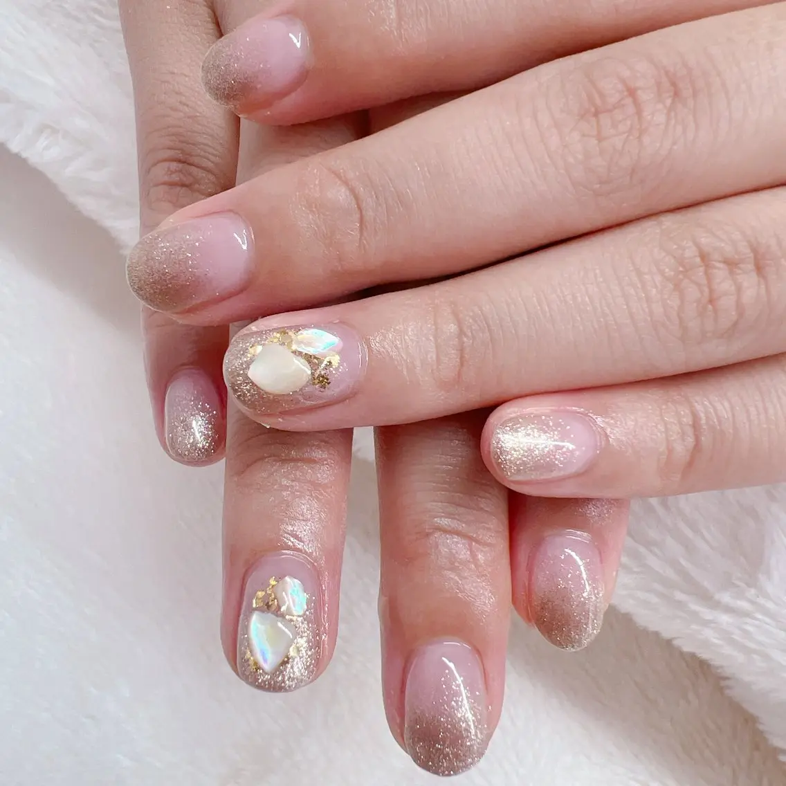 ネイル ハンドネイル Emi lyのネイルデザイン