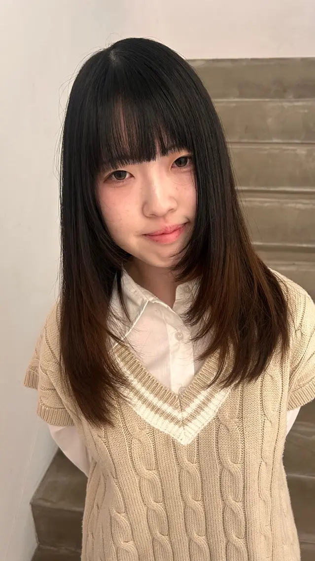 ミディアム レイヤーカット 🌼*･京都美容師 enu烏丸/ハナのヘアスタイル